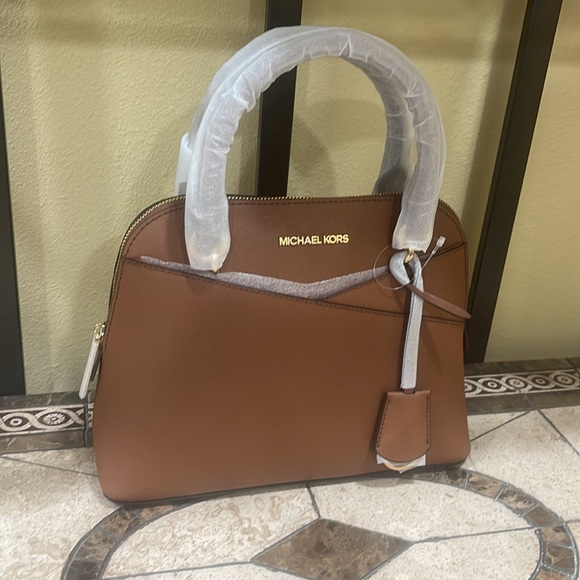 Michael Kors Jet Set Travel Medium Saffiano Leather Dome Satchel - Picture 3 of 13